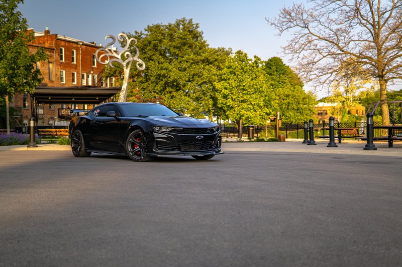Black Camaro SS 1LE with a new rear wing