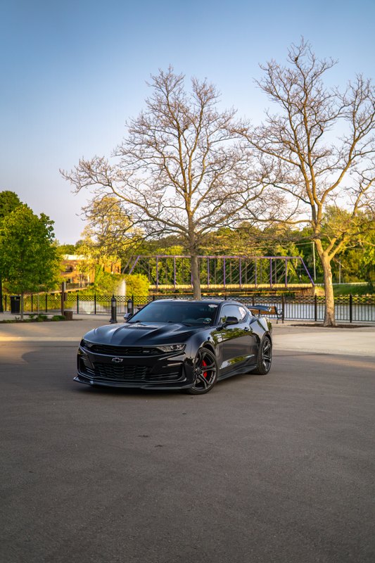 Black Camaro SS 1LE with a new rear wing
